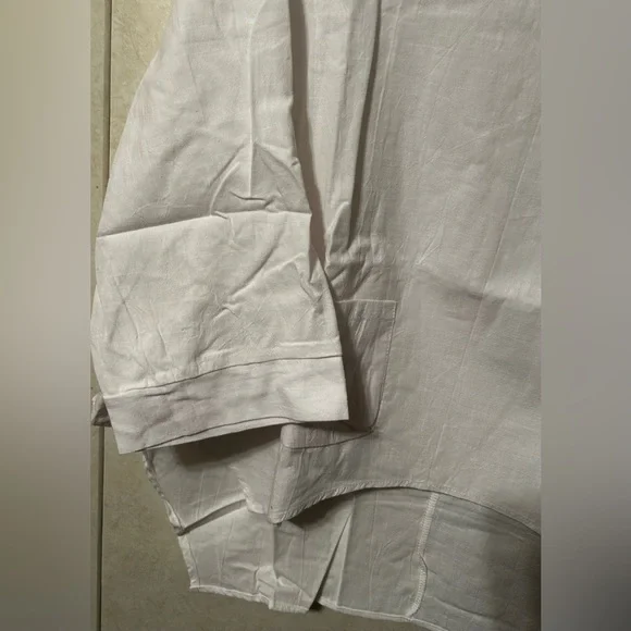 NIB 2X E Retro White pocket bell sleeve handkerchief top - Picture 3 of 10